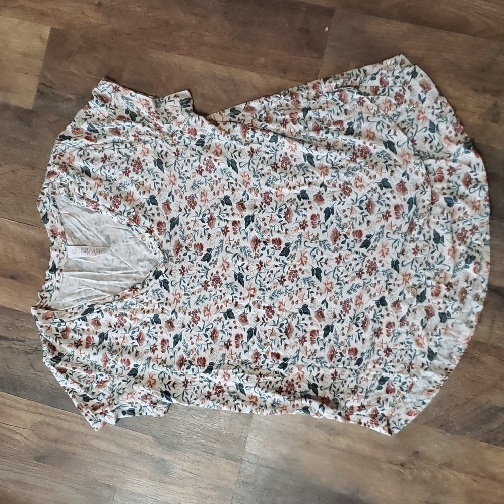 Latched Mama Boyfriend Nursing Tee